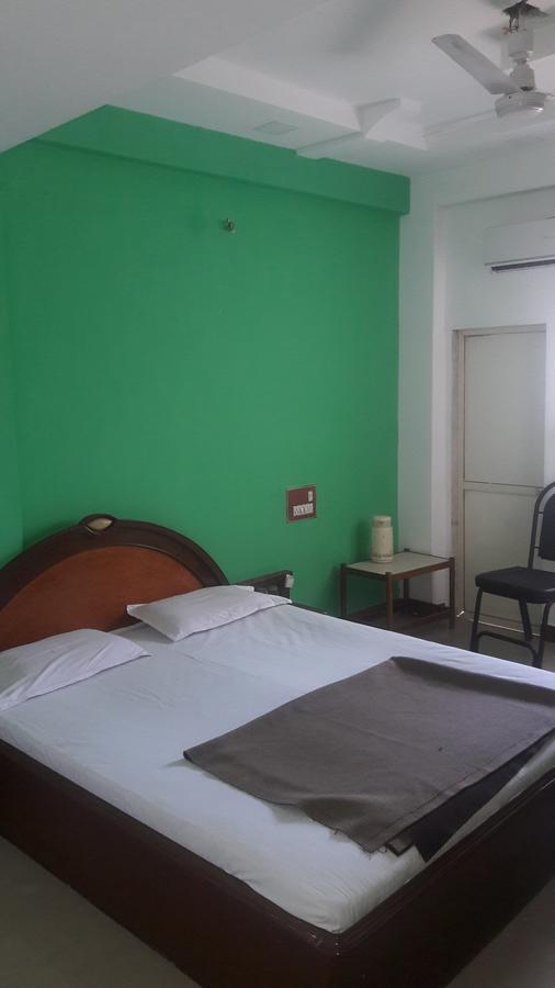 Hotel Sahara Palace Bhuj Buitenkant foto